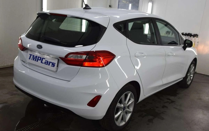 Ford Fiesta cena 49899 przebieg: 66250, rok produkcji 2020 z Czarnków małe 254